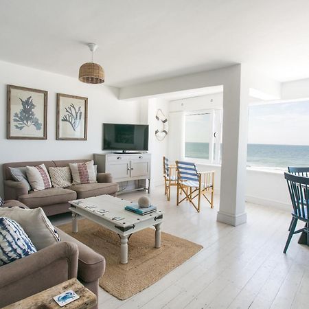 Hightide - Bracklesham Bay Apartment Чичестър Екстериор снимка