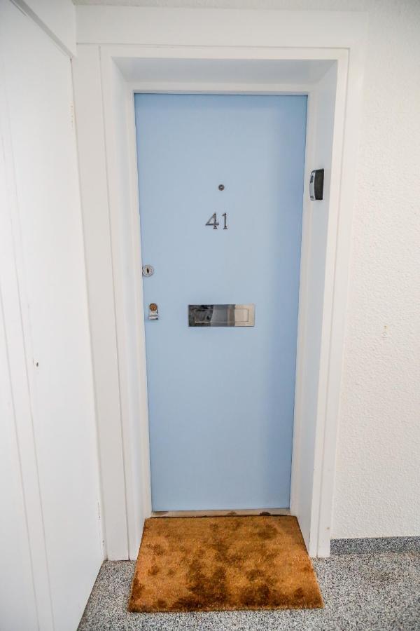 Hightide - Bracklesham Bay Apartment Чичестър Екстериор снимка
