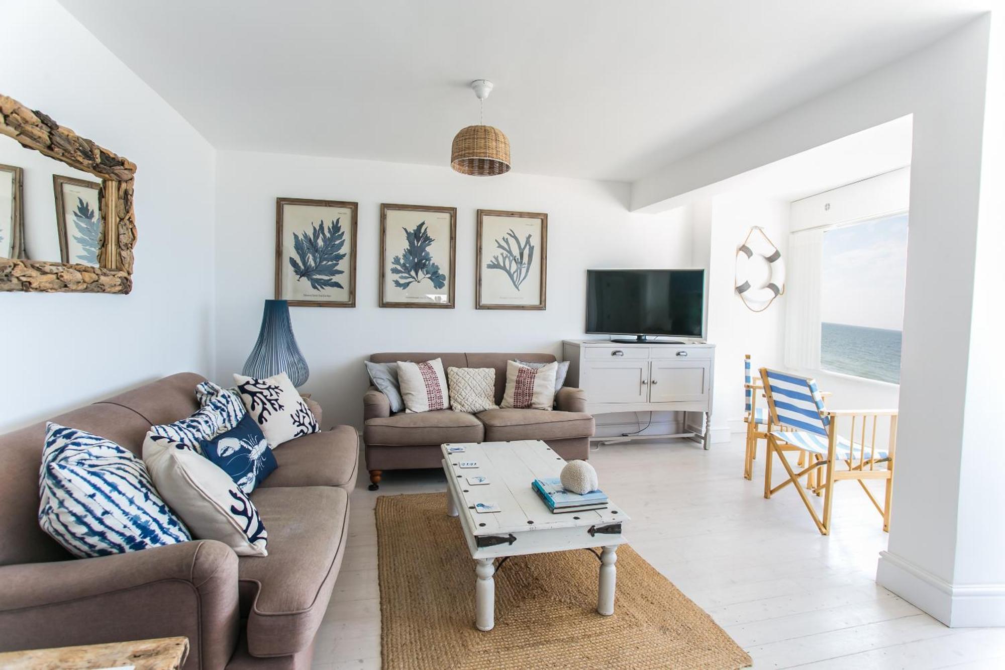 Hightide - Bracklesham Bay Apartment Чичестър Екстериор снимка